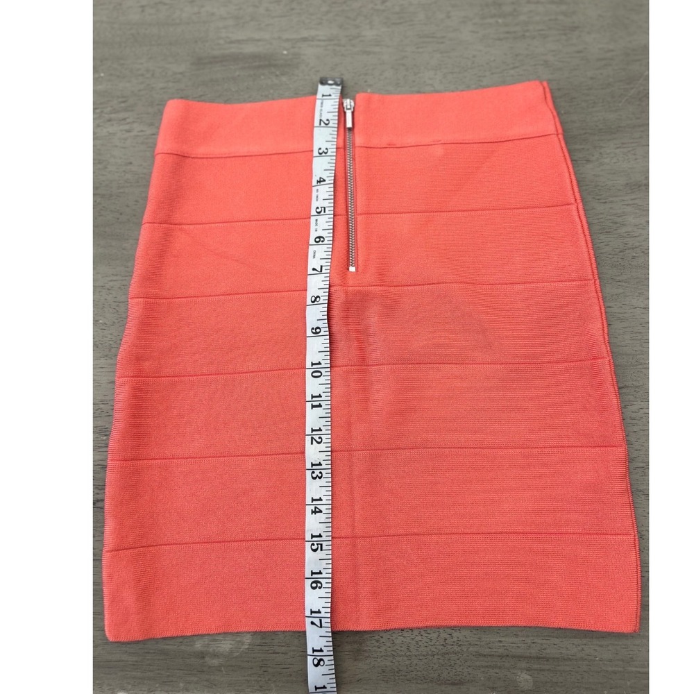 Bebe Coral Pink‎ Bandage Mini Skirt Bodycon High Waist Size Medium M Zip Back - Picture 3 of 7